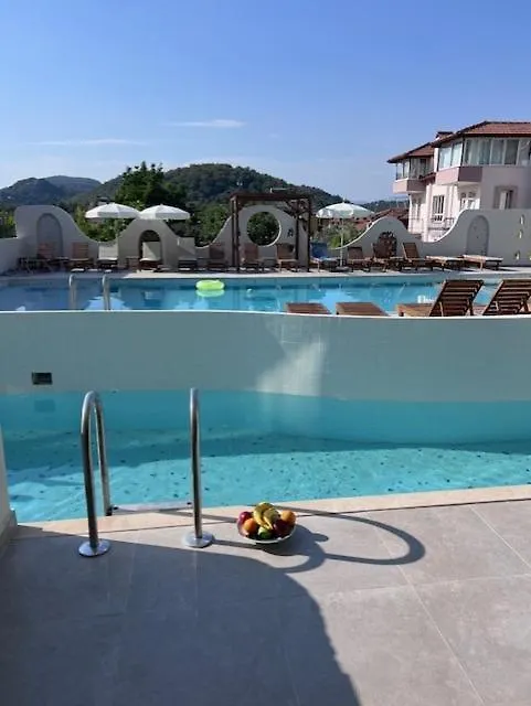 Linalife Aparthotel Oludeniz